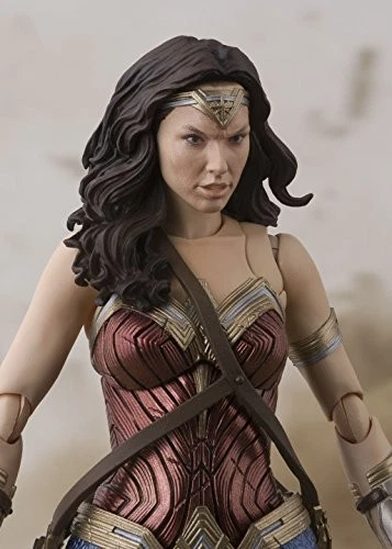 S.H. Figuarts Wonder Woman JUSTICE LEAGUE 150mm ABS & PVC Painted Action Figure - Image 4 of 4