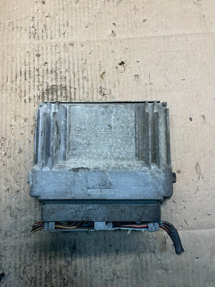 Módulo de unidad de control del motor Chevrolet Tahoe Silverado 2003-2006 ECM ECU U9049 DG Foto 3 de 4