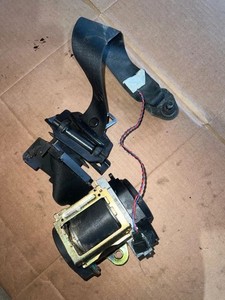 BMW 7 E65 E66 2002 Sicherheitsgurt vorne 561078501 LIA29715