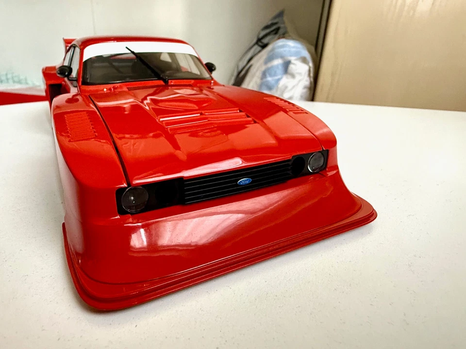 BMINICHAMPS 100798600 FORD CAPRI TURBO GR5 ROSSO 1979 1/18 - Immagine 4 di 4