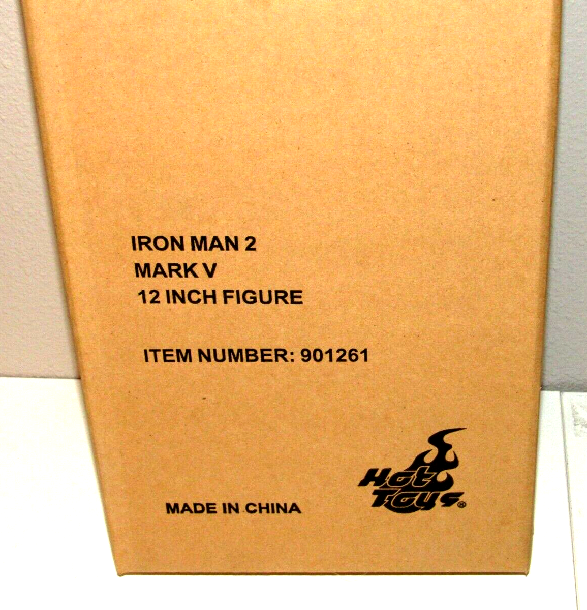 HOT TOYS IRON MAN 2 MARK 5 MMS145 SEALED SHIPPER SUITCASE