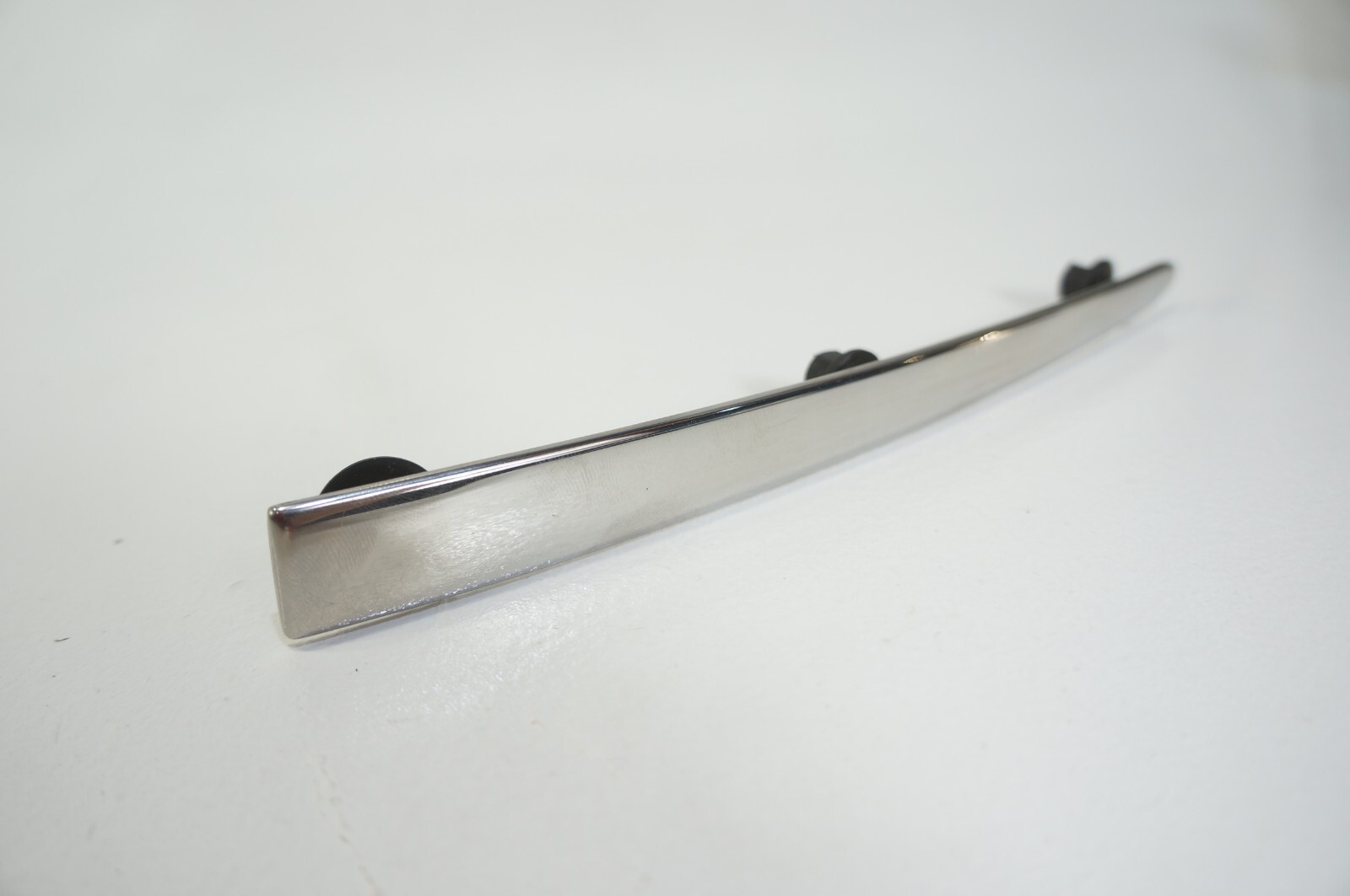2006-2009 Bentley FLYING SPUR Front Bumper Driver Side trim molding Chrome OEM