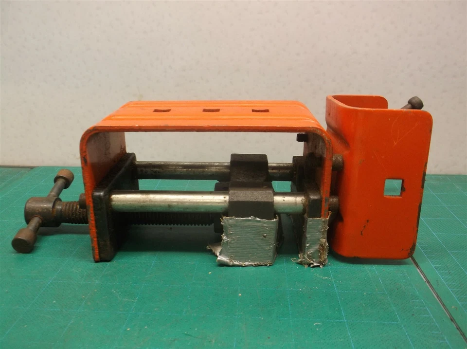 Vise Grip Servo Action vise - Image 3 of 4