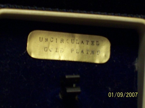 KENNEDY Half Dollar 1776-1976 Uncirculated GOLD Plated Key Chain U.S.A COIN - Picture 4 of 6