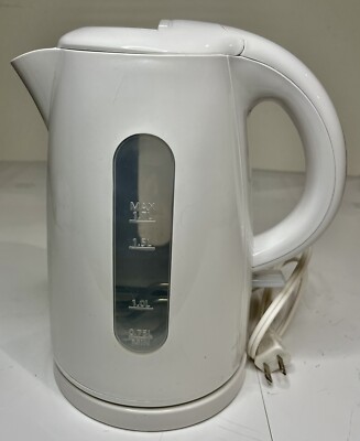 1.7 Liter Plastic Electric Kettle, White - Never Used Kitchen Appliances