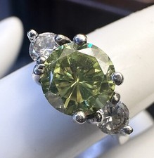 Lovely Green  White CZ 925 Sterling Silver Ring Sz 7