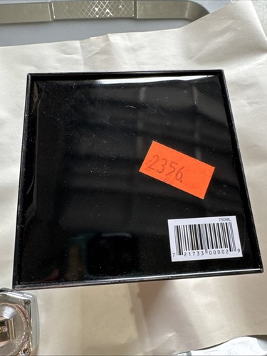 Silver PATRON Tequila Edizione Limitata Scatola di Latta Vuota da Collezione - Foto 6 di 8