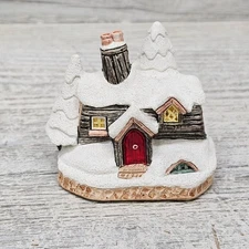 David Winter Yuletide Cottage Christmas Village 2.5in Hand-Painted