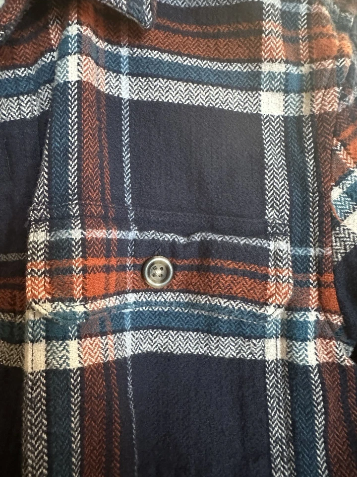 ABERCROMBIE KIDS Soft and thick Flannel. 100% Cotton. Blues, orange and white - Image 3 of 4
