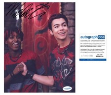 Malachi Barton "Zombies 4: Dawn of the Vampires" AUTOGRAPH Signed 8x10 Photo