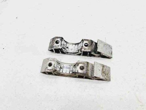 VW TOUAREG 7LA, 7L6, 7L7 Stabilisatorhalterung vorne links 7L0411063B 21313632