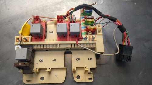 MERCEDES M CLASS FUSE BOX UNDER DASH, W163, 09/98-08/05 98 99 00 01 02 03 04 05