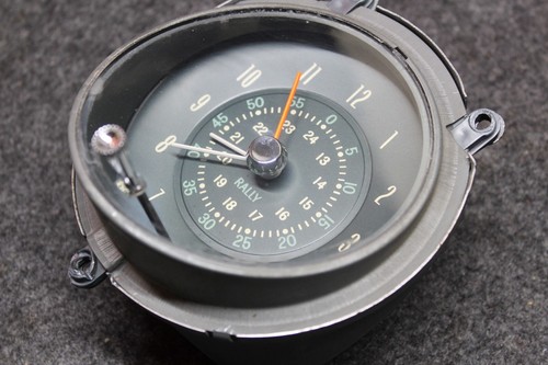 1968 68 Pontiac GTO LeMans Working Dash Clock Gauge Nice Shape - Picture 6 of 9