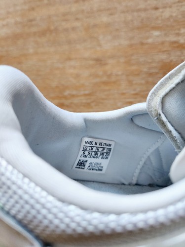 Adidas Ozweego GS Footwear White Sky Tint Shoes Kids 6 Women's 7.5 Iridescent - Picture 7 of 8
