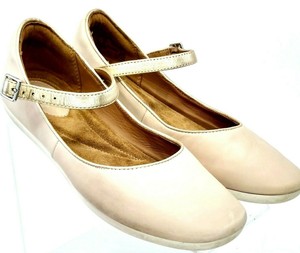 clarks feature film shoes