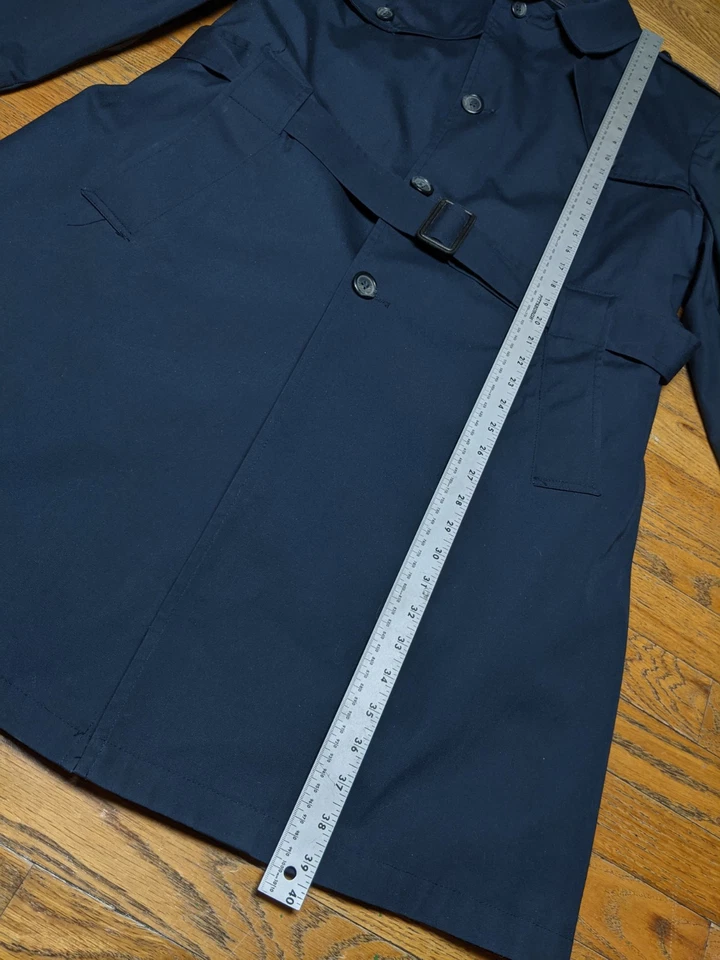 Botany 500 Trench Coat Size 44 R Plaid Fleece Lined Single-Breasted  W/ Belt - Image 3 of 4