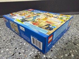 LEGO 60153 City PEOPLE PACK - FUN AT THE BEACH, 2017 - RETIRED, New, Sealed