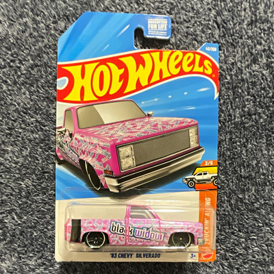 Hot Wheels Truckin' Along 1983 '83 Chevy Silverado Pink Black Widow 1:64