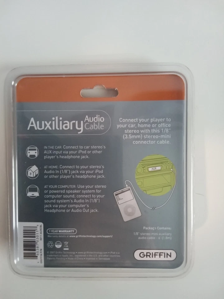 Griffin Auxiliary Audio Cable 6' 1/8" stereo-mini AUX cable 3011-AUXCBL - Image 2 of 2