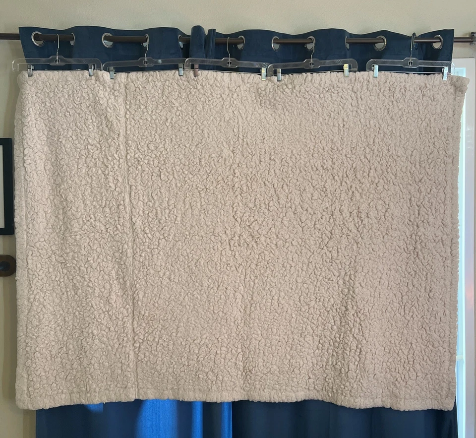 Johnny Was Sherpa Blanket With Carrying Bag Floral Stripe Bright Mixed 70x51 Big - Image 2 of 4