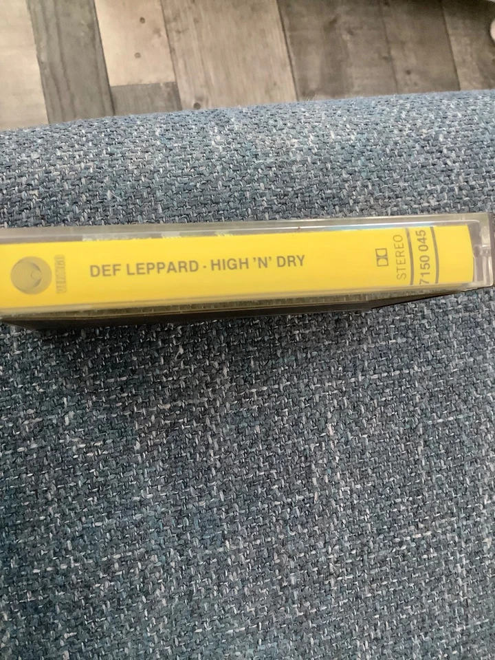 Def Leppard. High n dry. . cassette. - Image 2 of 4