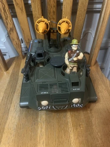 Hasbro G.I. Sargent Slaughter Warthog Tank with Sargent Slaughter Action Figure