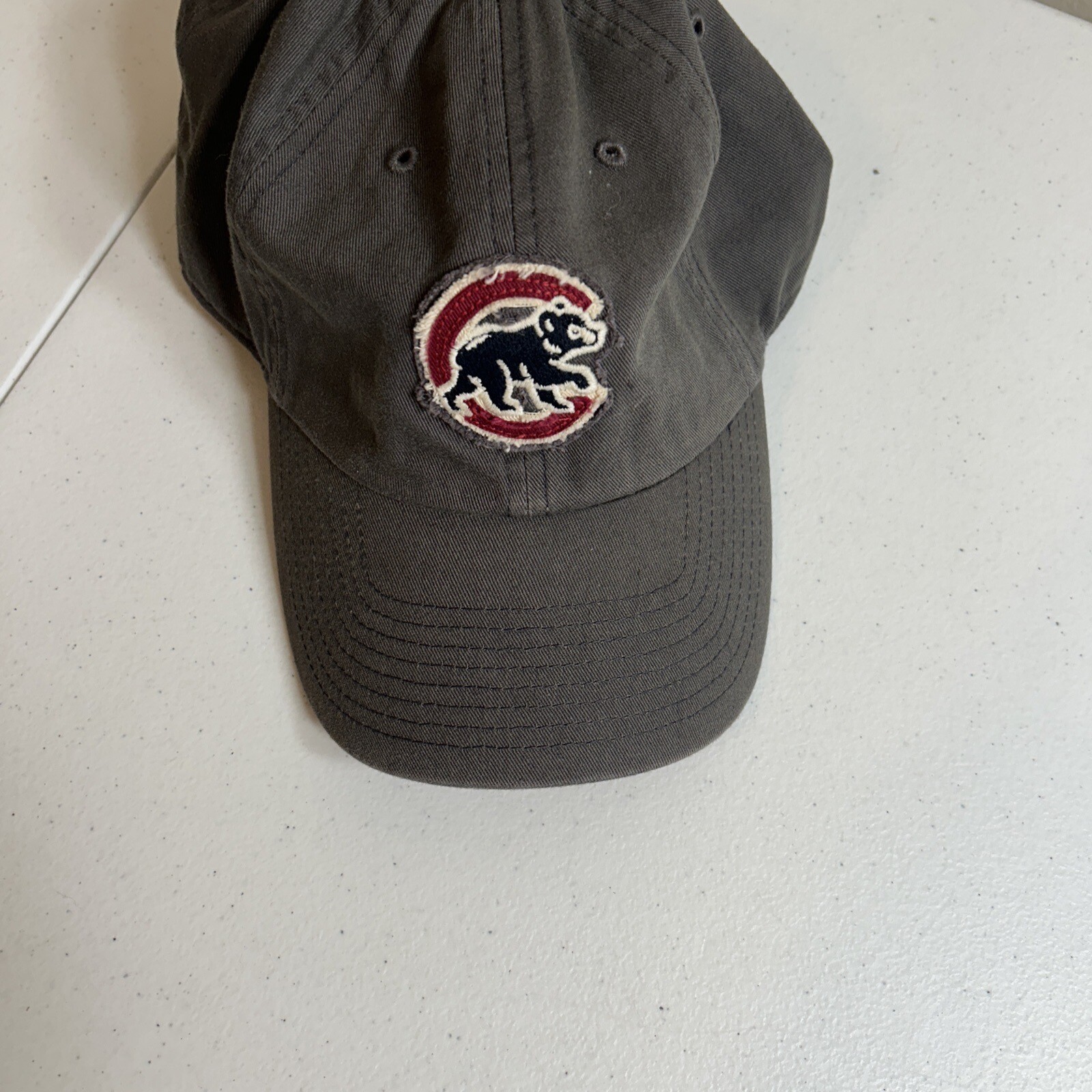 Twins Enterprise Chicago Cubs MLB Gray Hat Size L