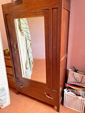 Armadio guardaroba antico In noce  a un Anta con  Specchio e un cassettone