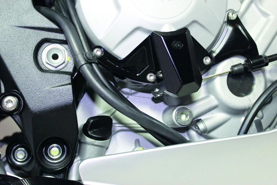 GILLES TOOLING MP-L-Y02 ENGINE PROTECTOR MOPRO LEFT YAMAHA YZF-R1M 1000 ABS 2020 - Immagine 4 di 4