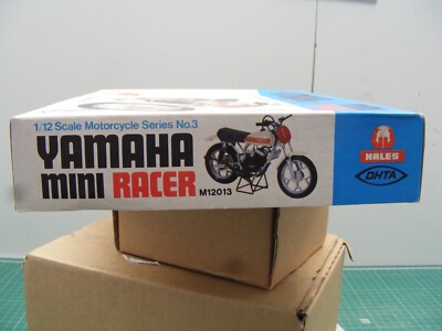 ZF1031 Hales Ohta 1/12 maquette moto M12011 Yamaha GR50 2 Strokes Series No. 1