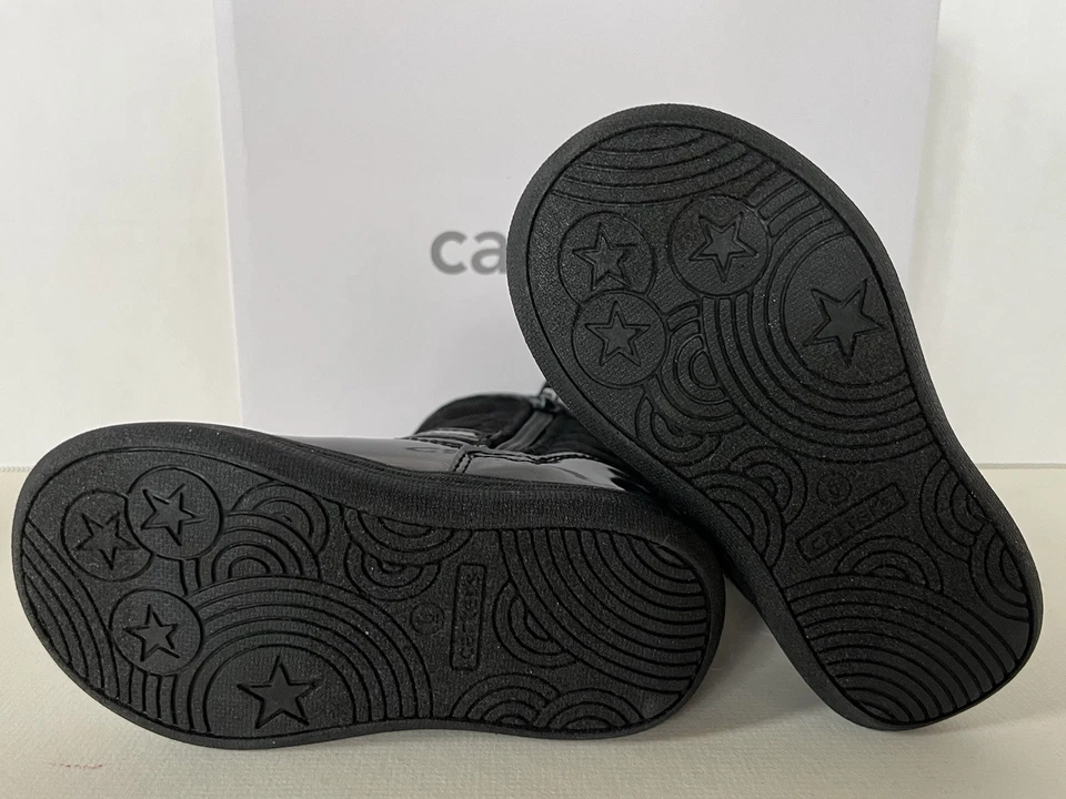 Botas Carters Bonita para niñas pequeñas elegantes imitación negro charol detalles en el corazón 7T nuevas en caja Foto 4 de 4