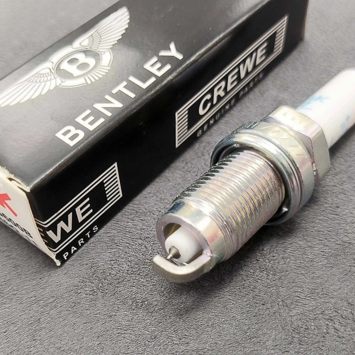 Bentley Continental GT 2004-2010 Spark plug P/N 101905600B