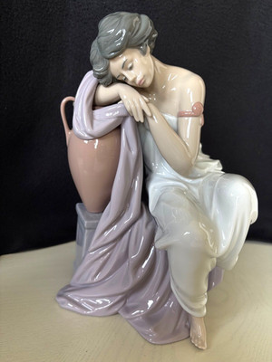 Lladro Figurine #6313 RARE RETIRED  Lady Dreaming' Resting on Jug 1996 Mint