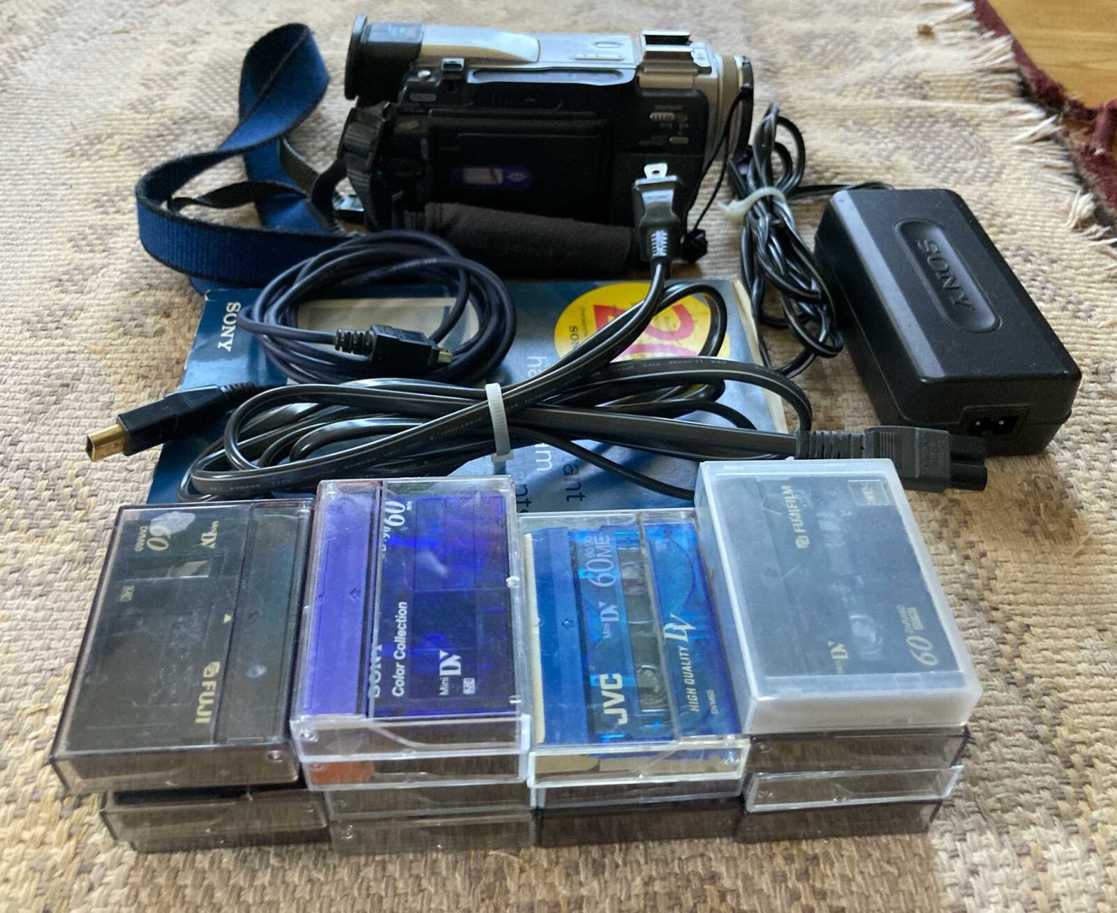 Sony Handycam MiniDV Video Camcorder DCRTRV11 AC adapter, works weak