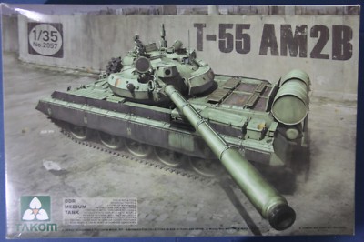 1/35 Takom 2057: T-55AM2B DDR Medium Tank