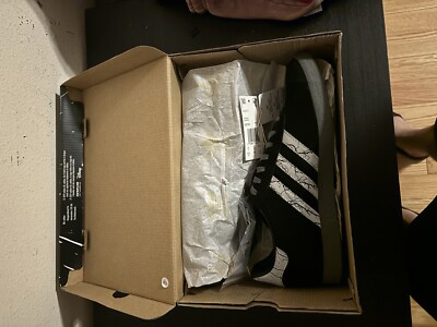 adidas gazelle silver green womens adidas Gazelle Star Wars The Mandalorian Darksaber