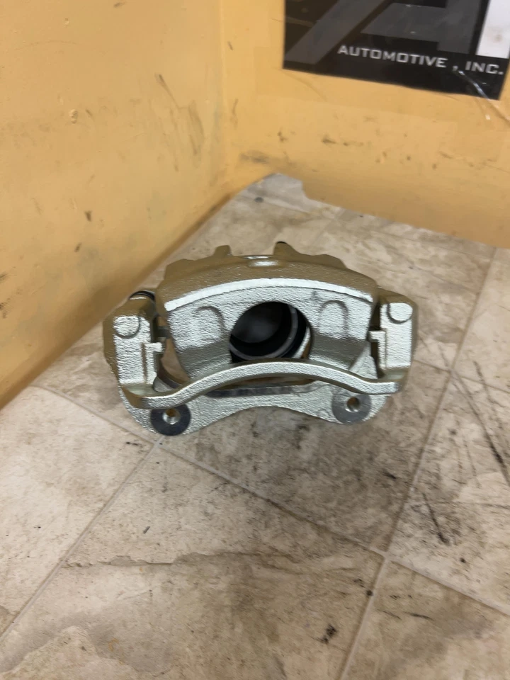 KIA SPORTAGE HYUNDAI TUCSON 2005-2010 PINZA DELANTERA IZQUIERDA CONDUCTOR NUEVO Foto 2 de 4