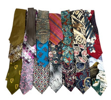 Vintage 70's Designer Necktie lot of 19 fat ties Disco Beene Camden Court Wembly