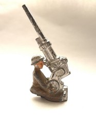 VINTAGE 1930s BARCLAY MANOIL LEAD WWI ARMY TOY 7 ANTI AIRCRAFT METAL US SOLDIER