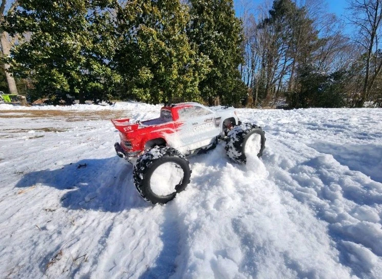 Arrma granite 4x4 3s blx Brushless Monster Truck  - Image 2 of 4