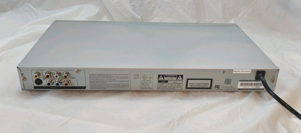 Reproductor de DVD/CD/M03 Apex Digital AD-1165 sin control remoto probado y funcionando Foto 3 de 4