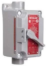 XS-41C Killark 20A 1-Pole Tumbler-Switch 1/2-Inch Feed-Through NEW