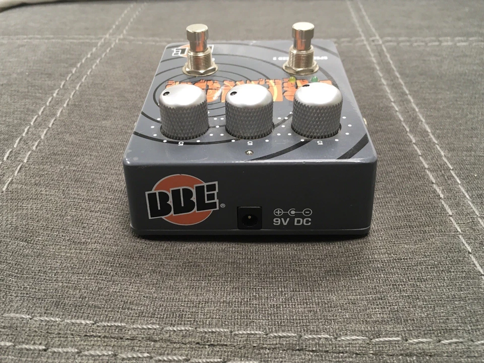 BBE Tremor Guitar Effects Tremolo Pedal - Image 3 of 4