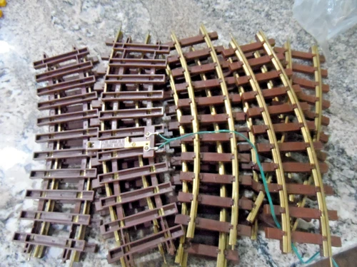 LIONEL G SCALE THOMAS AND FRIENDS BRASS TRACK SET 11 CURVED MINT