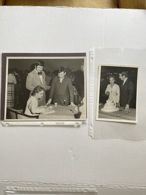 2-Lillian Gish signed photos!!!! Very Rare Pictures!!!! Better Get Them Now!!!