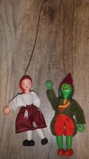 2 MARIONETTE IN LEGNO CON ASTA IN METALLO - ALTEZZA CM 16