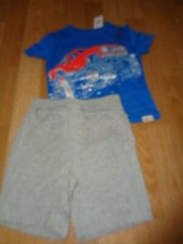 NWT 12-18 baby Gap outfit truck tops and gray shorts