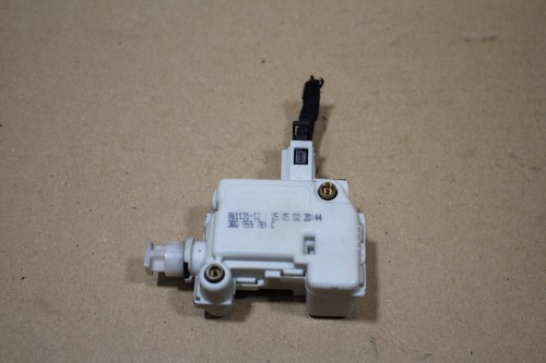 ZV Stellmotor Heckklappe 3B0959781C VW Polo 9N1 Bj,2002