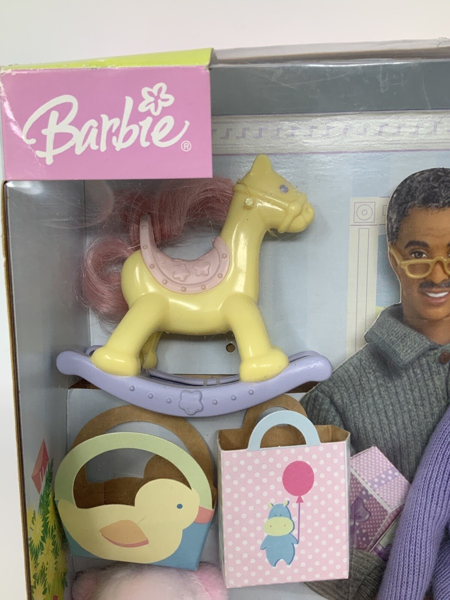 2003 Barbie Happy Family Neighborhood African Grandma Mattel C4381