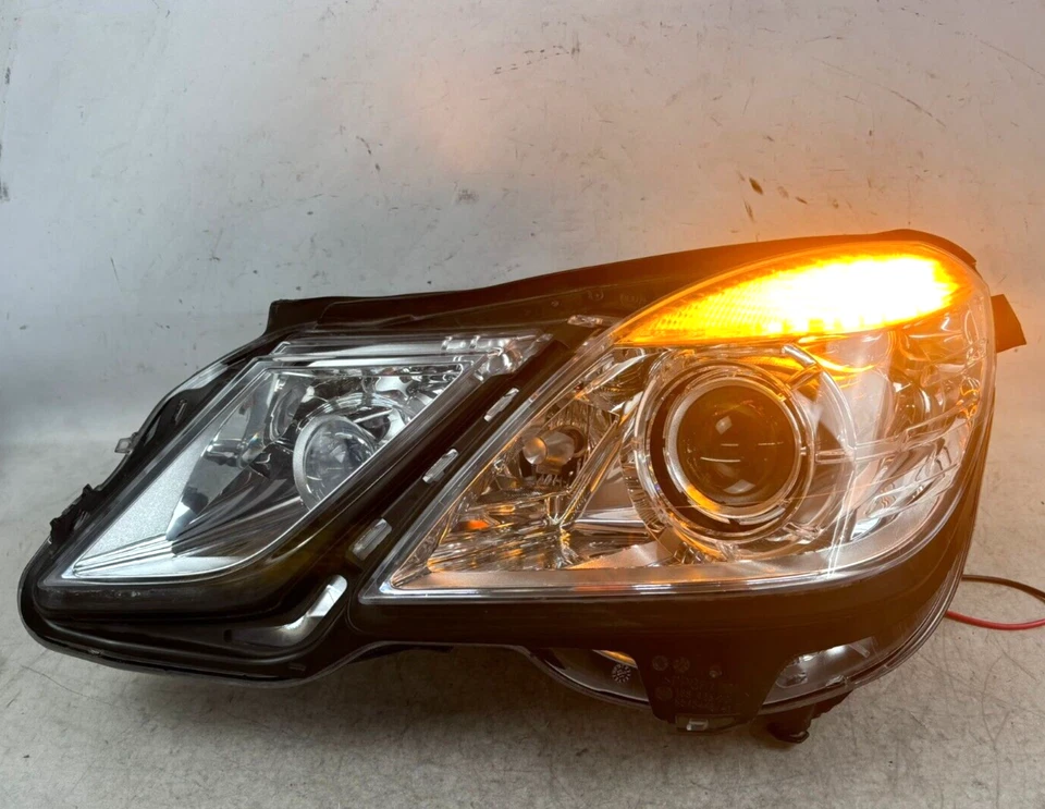 2010-2013 MERCEDES BENZ E CLASS E550 HEADLIGHT OEM LH LEFT DRIVER SIDE HID XENON Foto 2 de 4